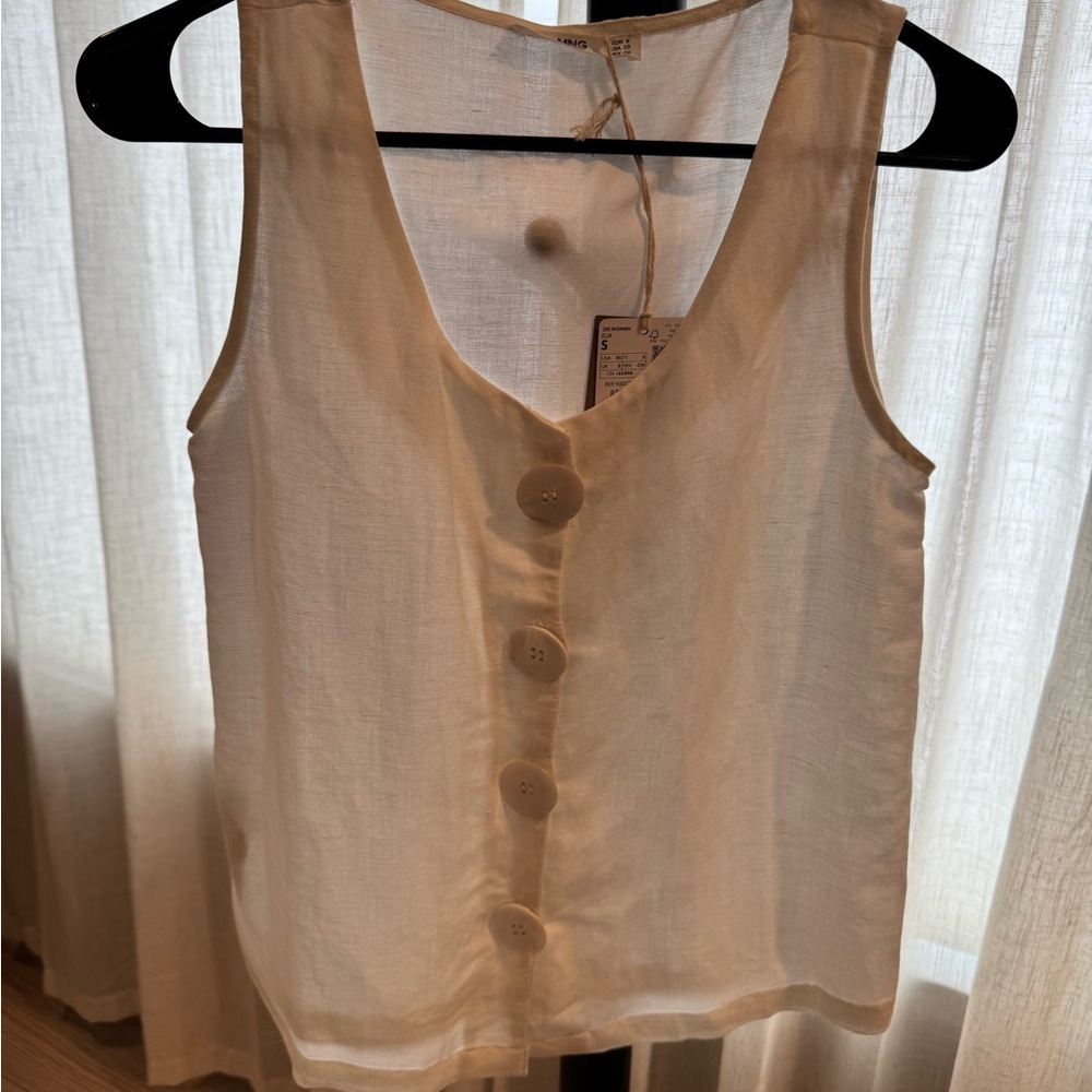 Chic Cream Button-Front Women's Tank Top